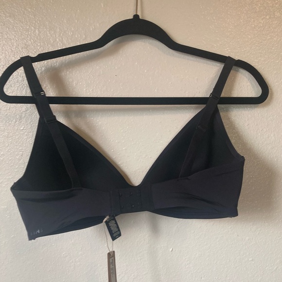 SKIMS Demi Bra - Picture 2 of 8